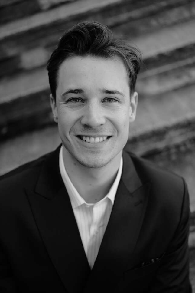 Anton Haupt | baritone